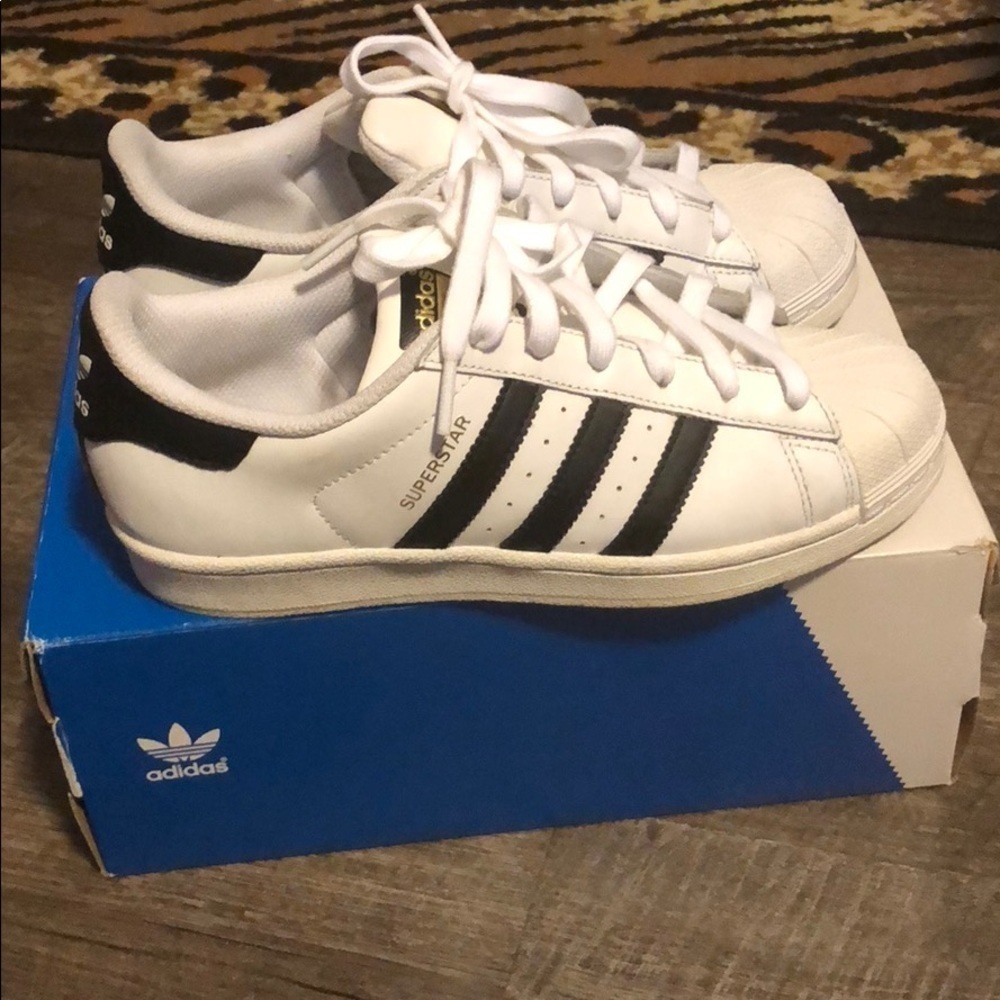 Adidas Superstar Shoes - Picture 1 of 8